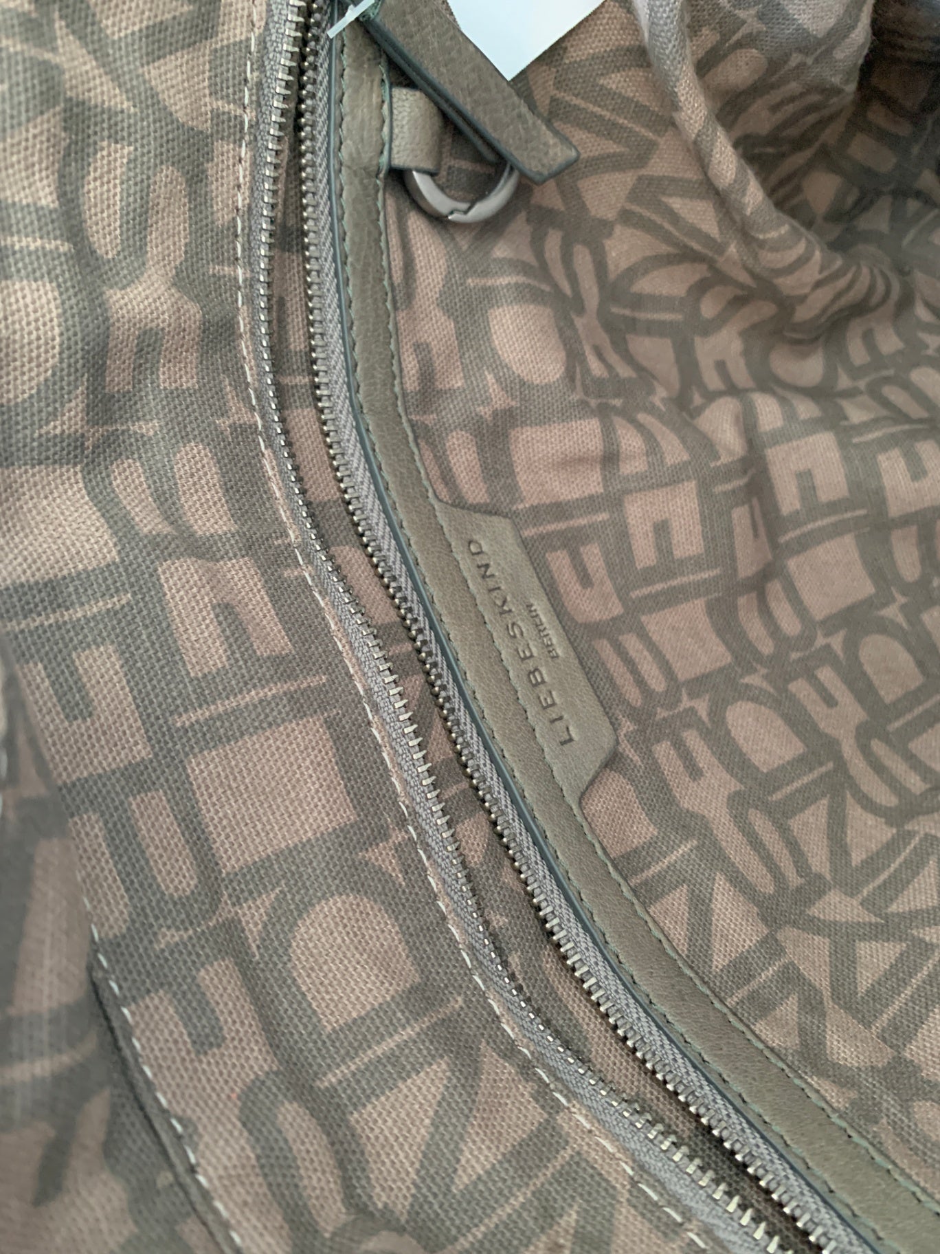 Liebeskind Handtasche Grau