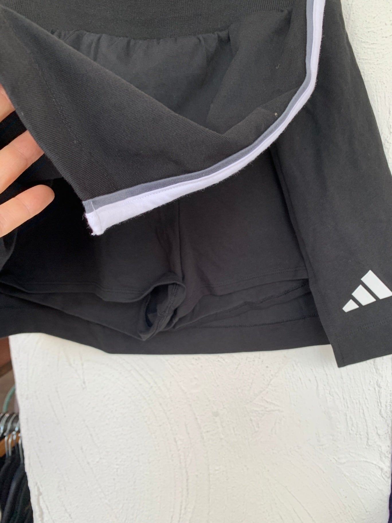 Adidas Rock mit eingenähter Hose S Schwarz