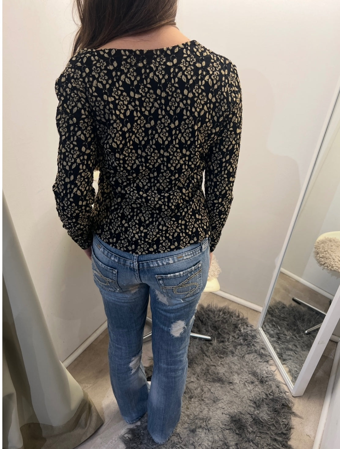 Oberteil 38 Schwarz mit beigen Mustern