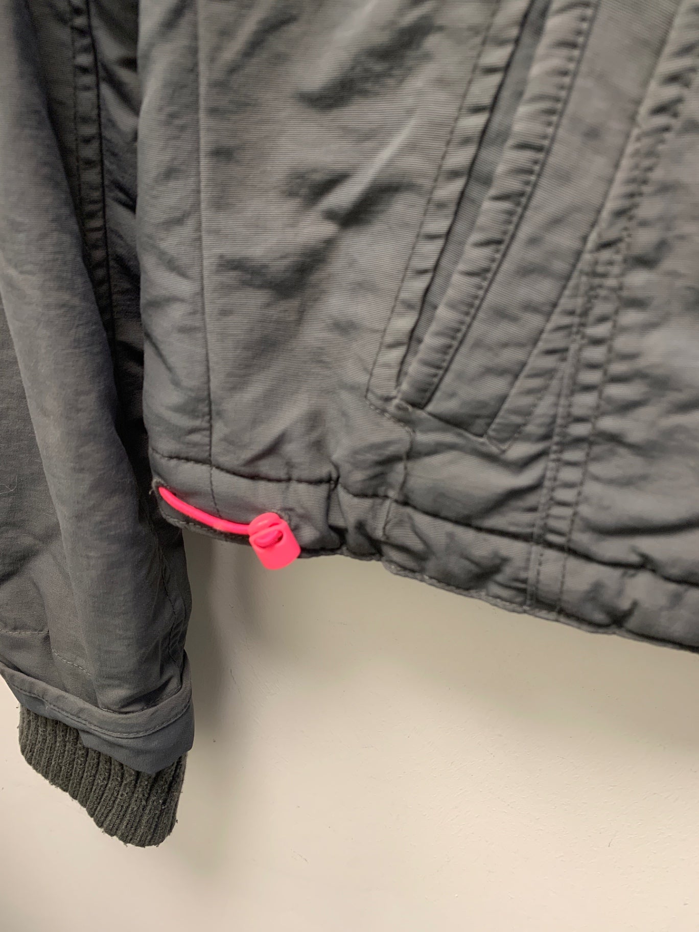 Hollister Jacke XS Grau Pink