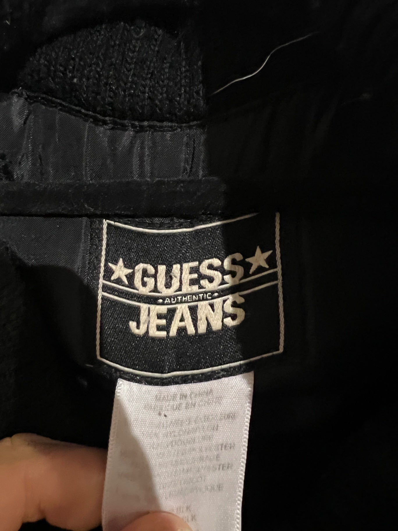 GUESS Jeans Bomberjacke L Schwarz mit Raffungen
