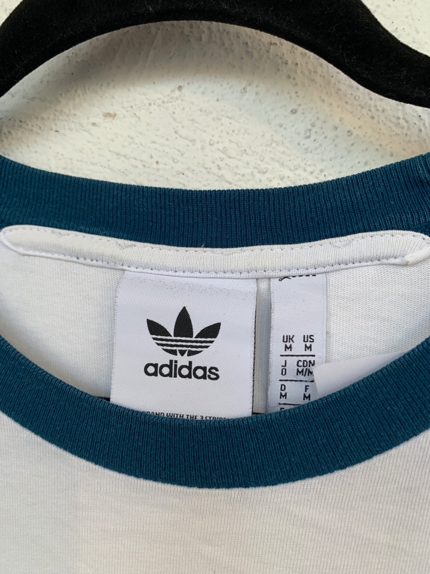 adidas T-Shirt M Weiß und Blau