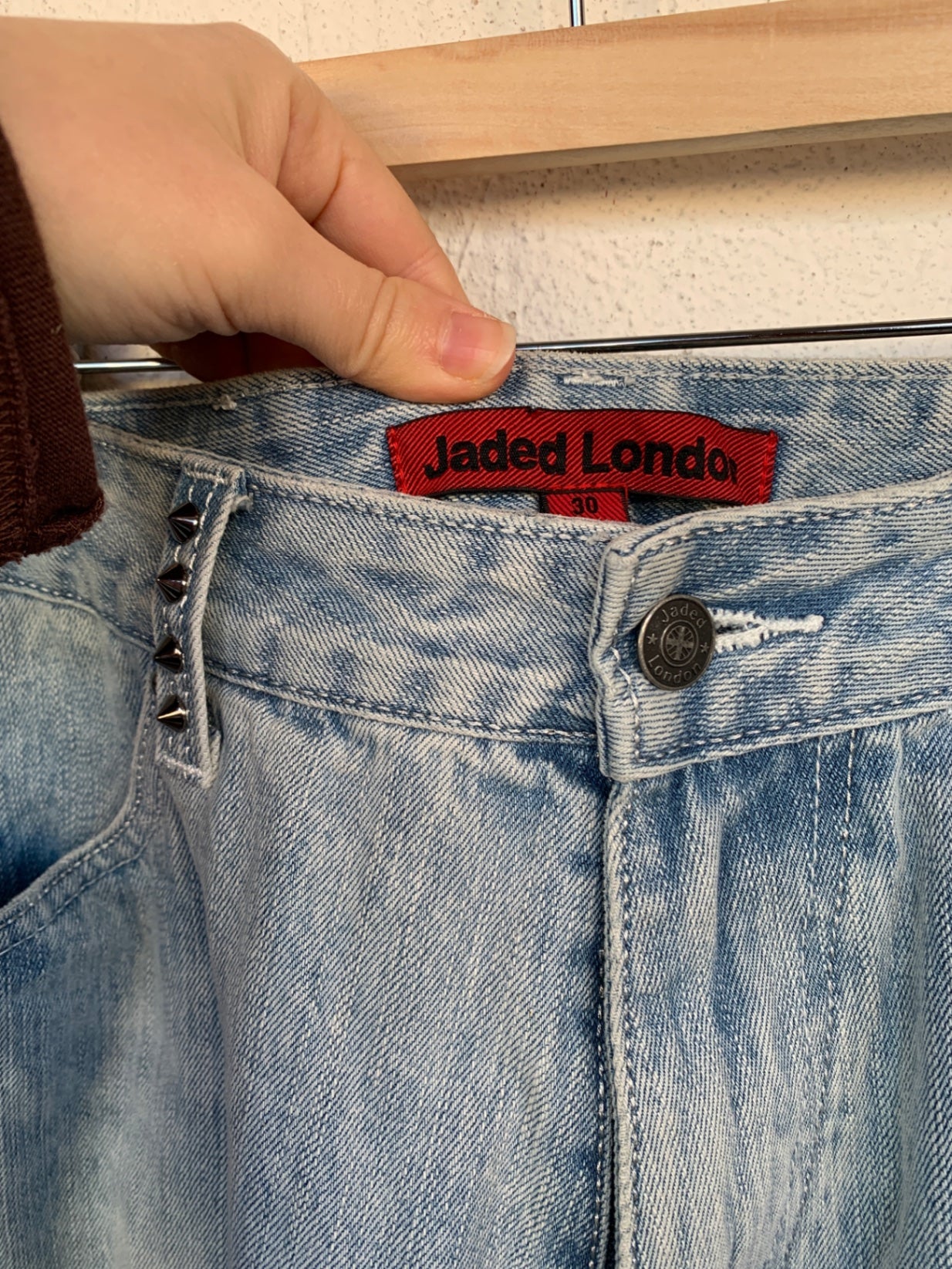 Jaded London Baggy Jeans W30 Hellblau mit Engelsflügeln und Nieten