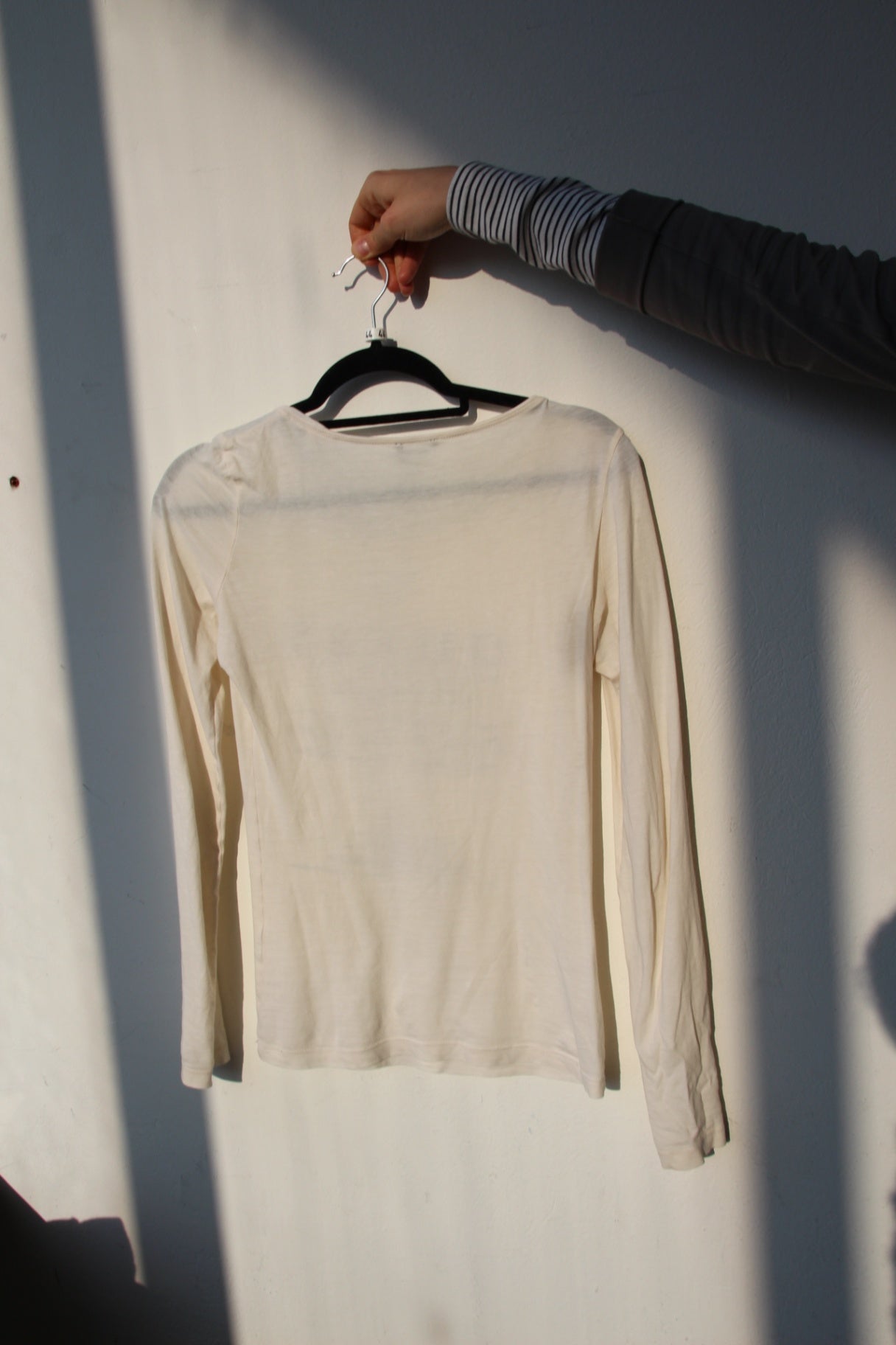 GUESS Langarmshirt S Cremeweiß