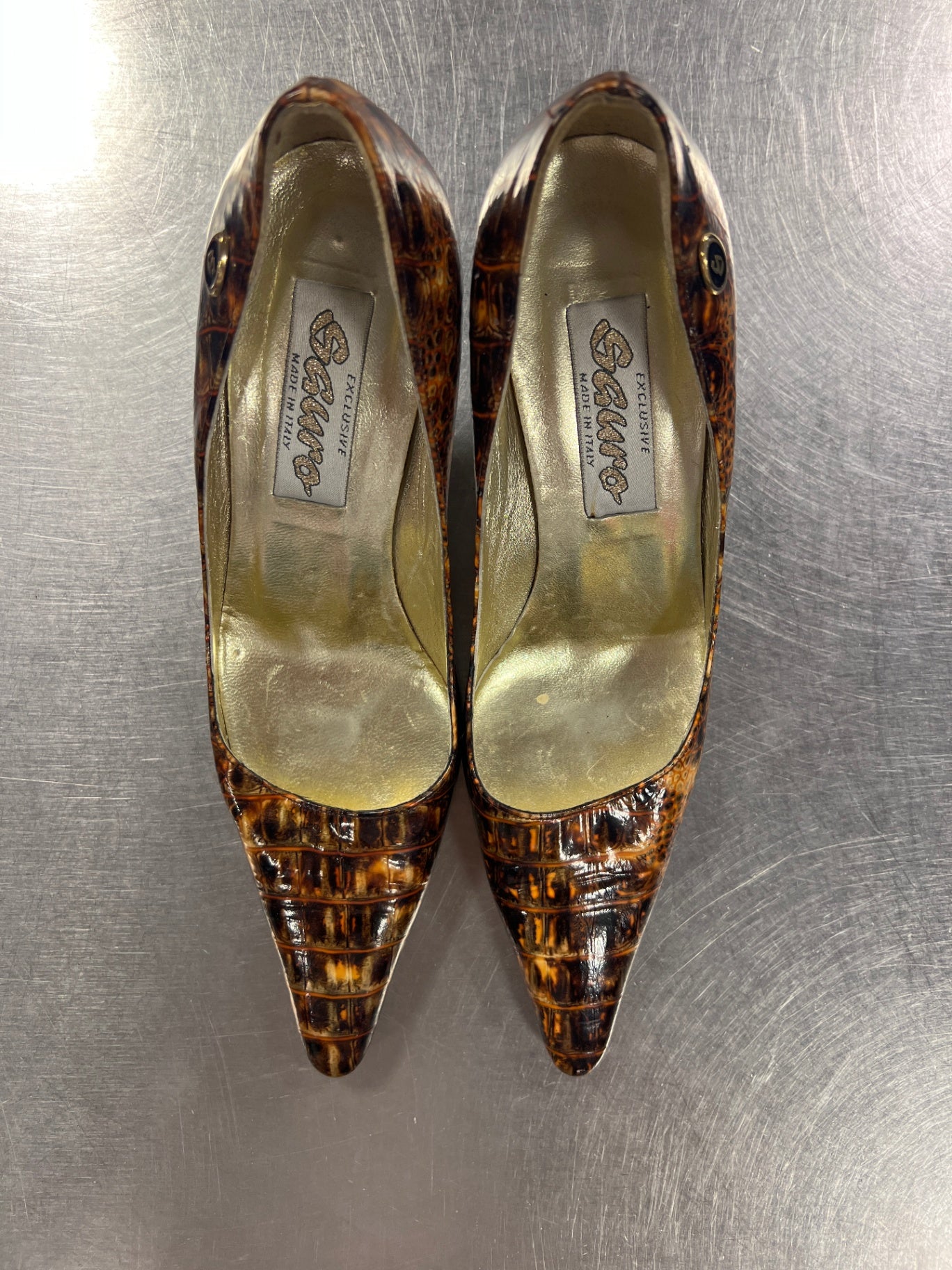 Pumps 37 1/2 Goldbraun Reptiloptik