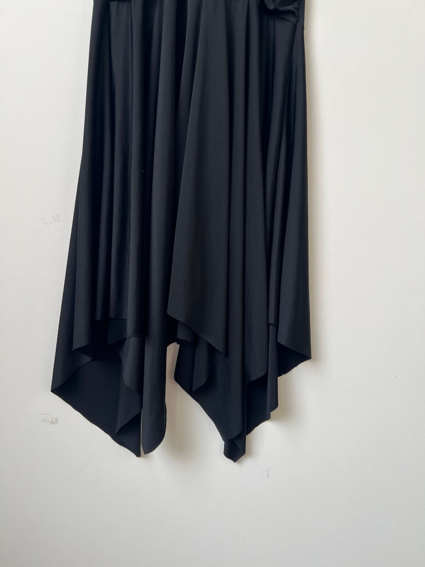 Kleid s Schwarz