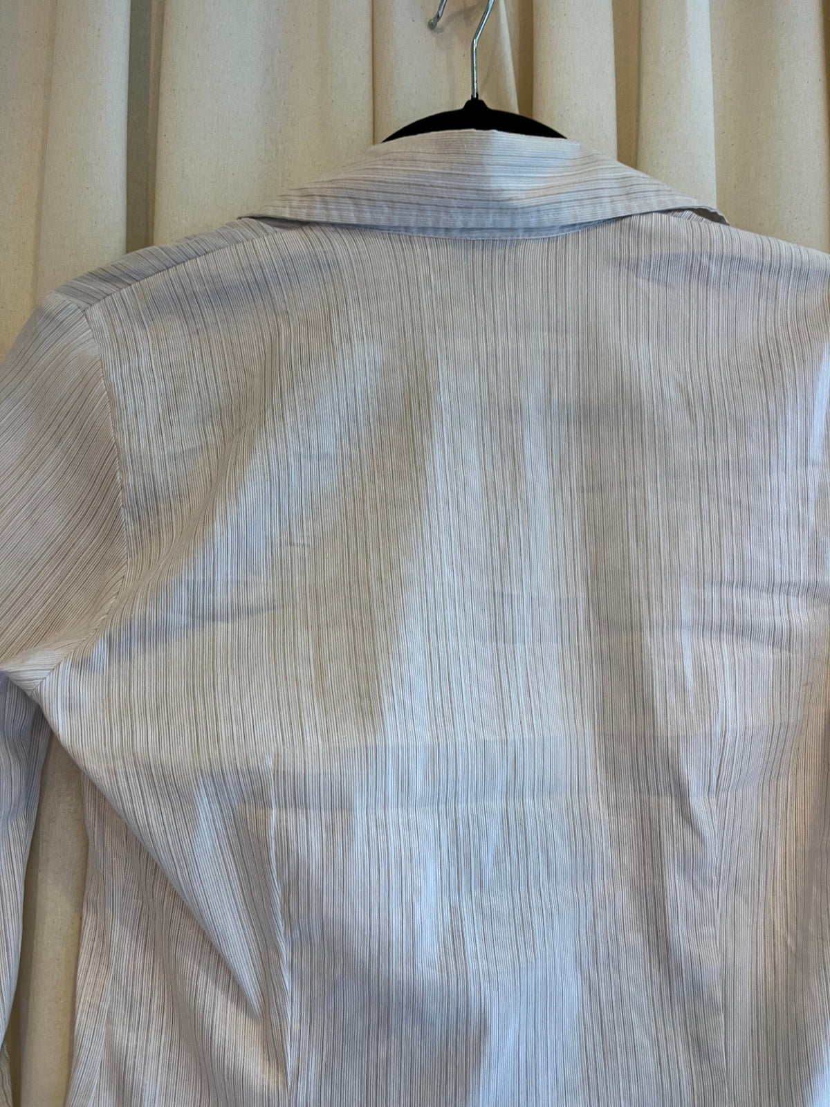 SO DUTY Hemdkleid s Beige mit feinen Streifen in verschiedenen Grautönen