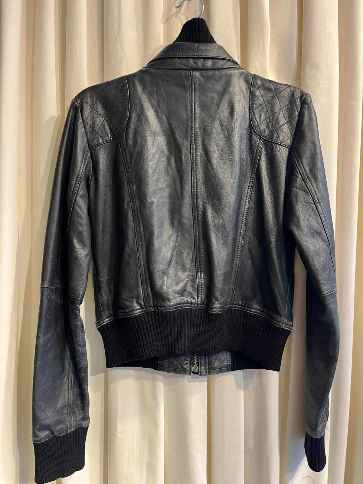 Jacke S Schwarz