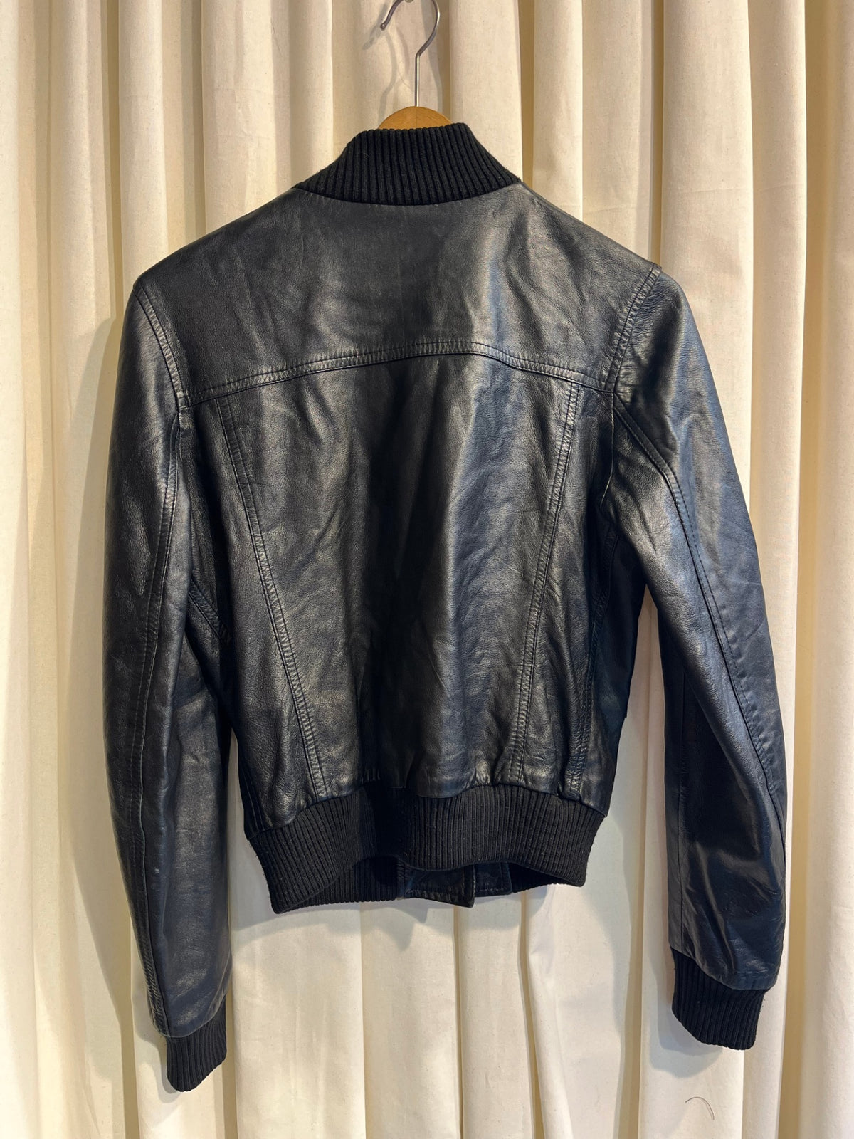 Jacke S Schwarz