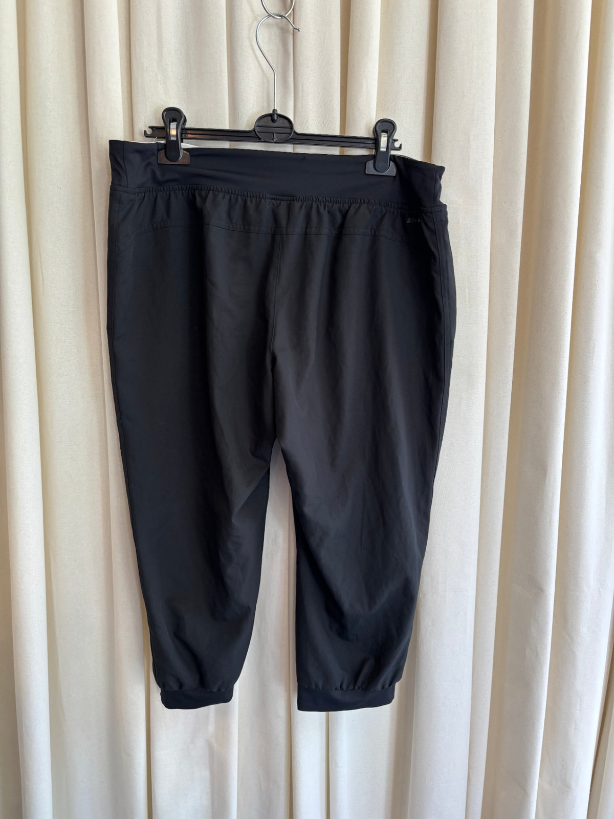 Nike Hose L Schwarz
