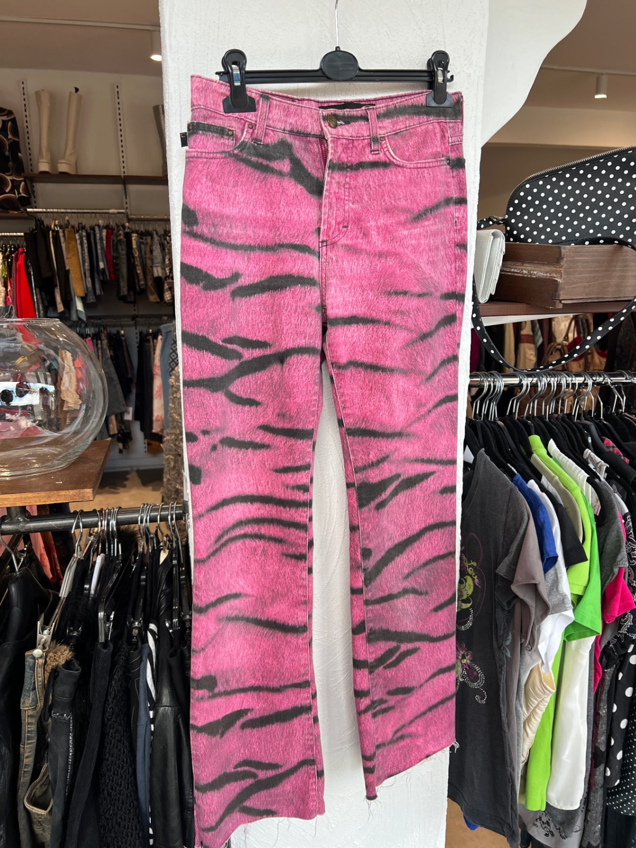 Cavalli Jeans 36 Pink mit schwarzen Muster