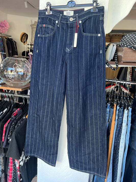 BDG Jeanshose 27/32 Dunkelblau mit weißen Streifen