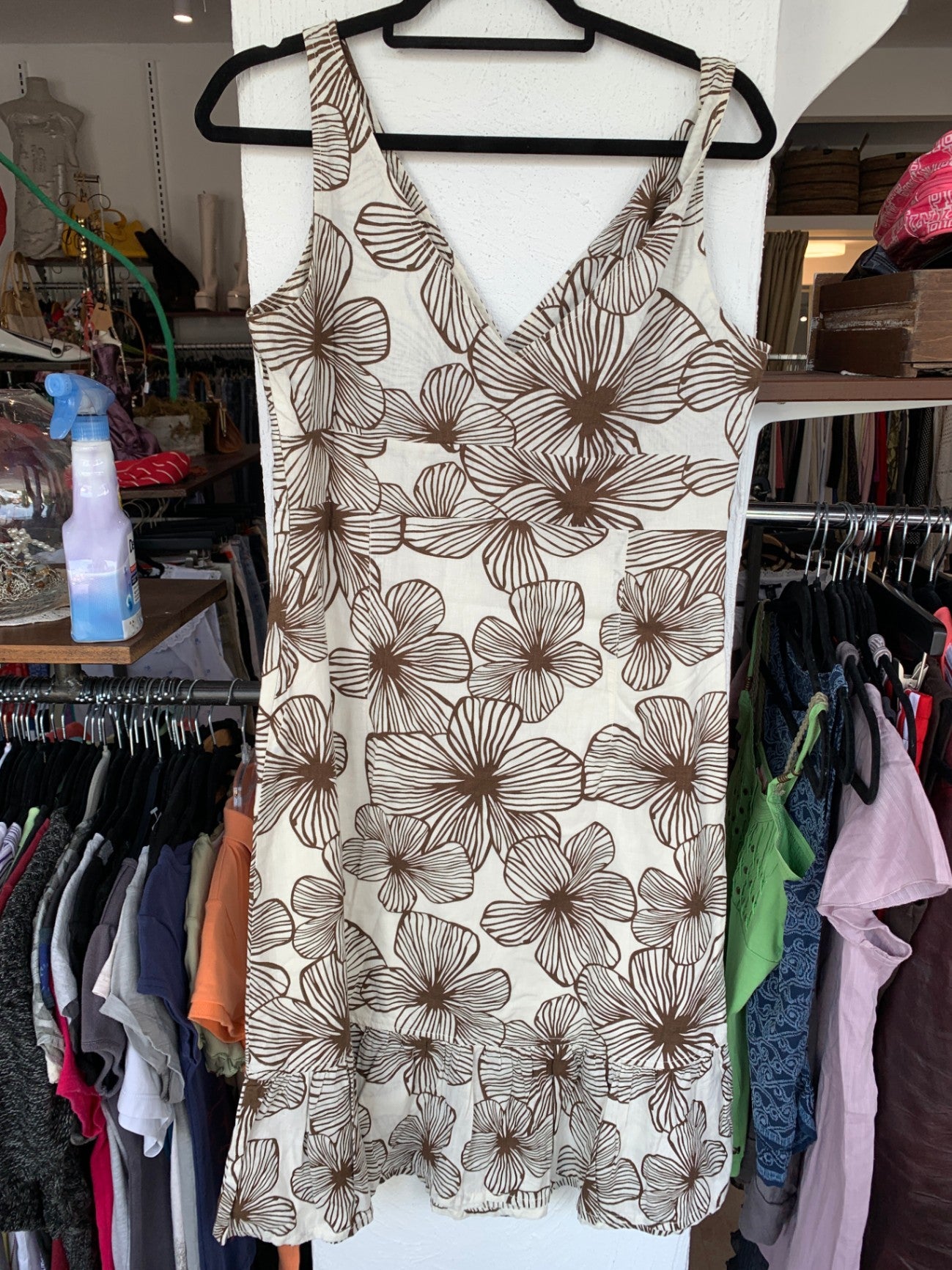 Esprit Kleid 40 Beige mit braunen Blumenmuster