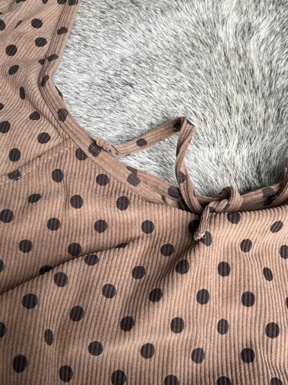 ELEG Tasche Beige mit schwarzen Punkten