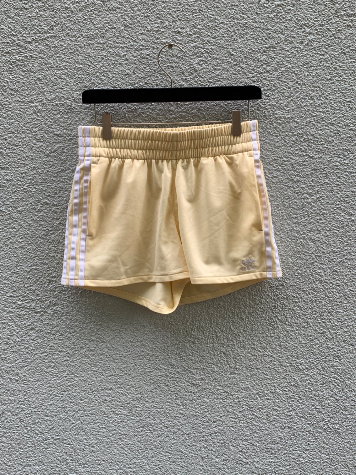 Adidas Shorts 36 Hellgelb