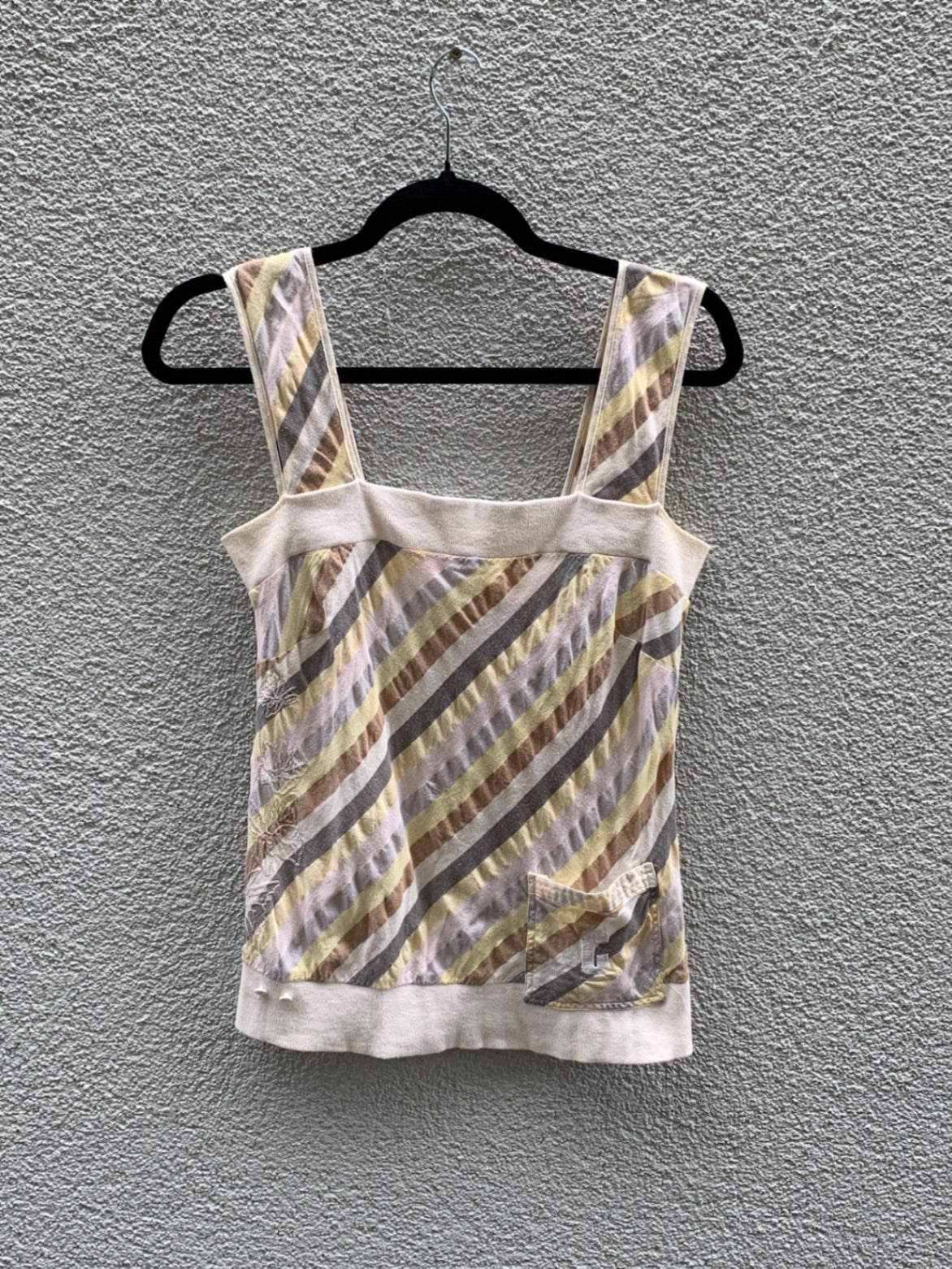 Object Top S Beige mit braunen, gelben, blauen Streifen