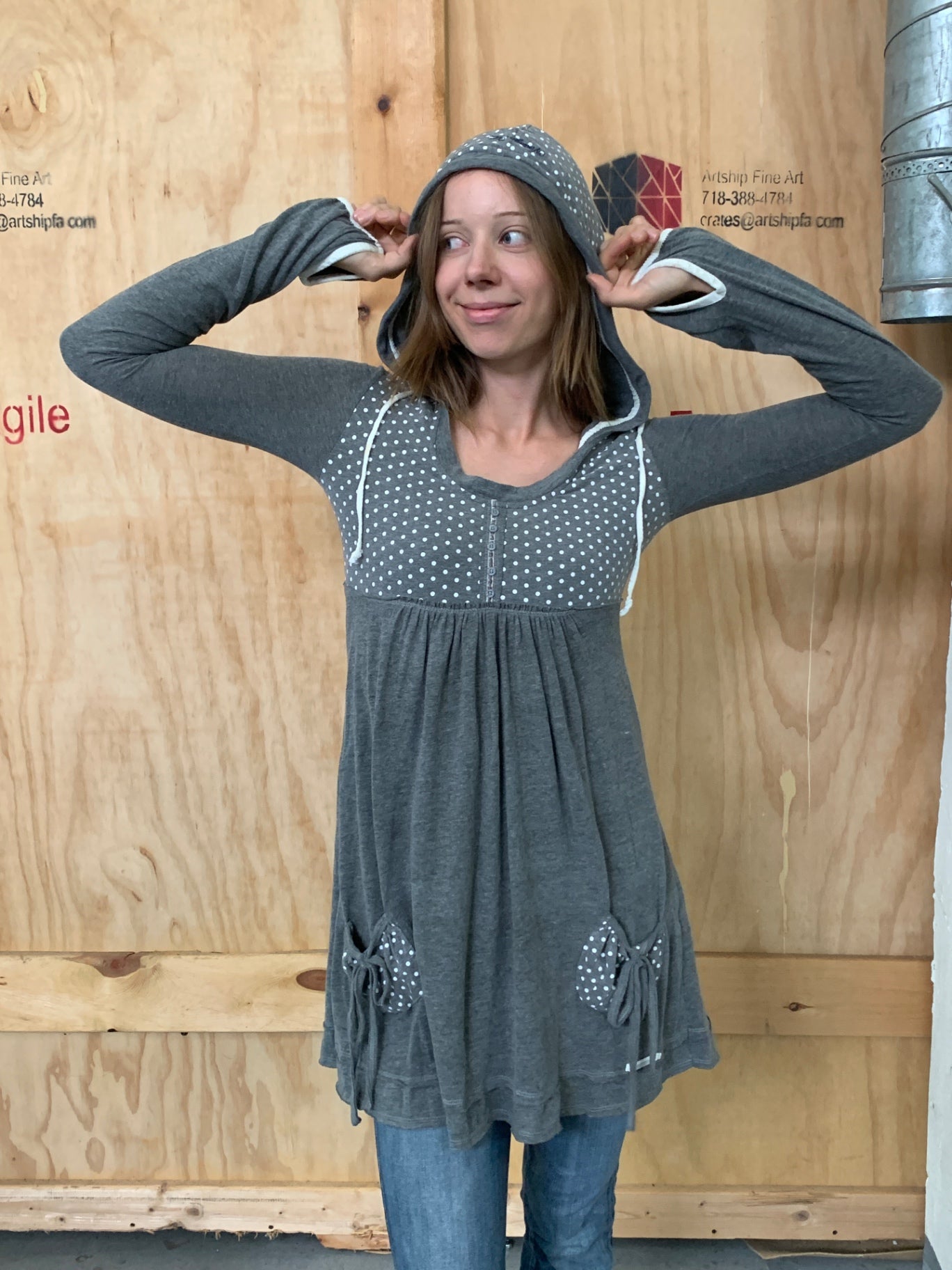 Superdry Langärmeliges Kleid mit Kapuze M Grau mit weißen Punkten