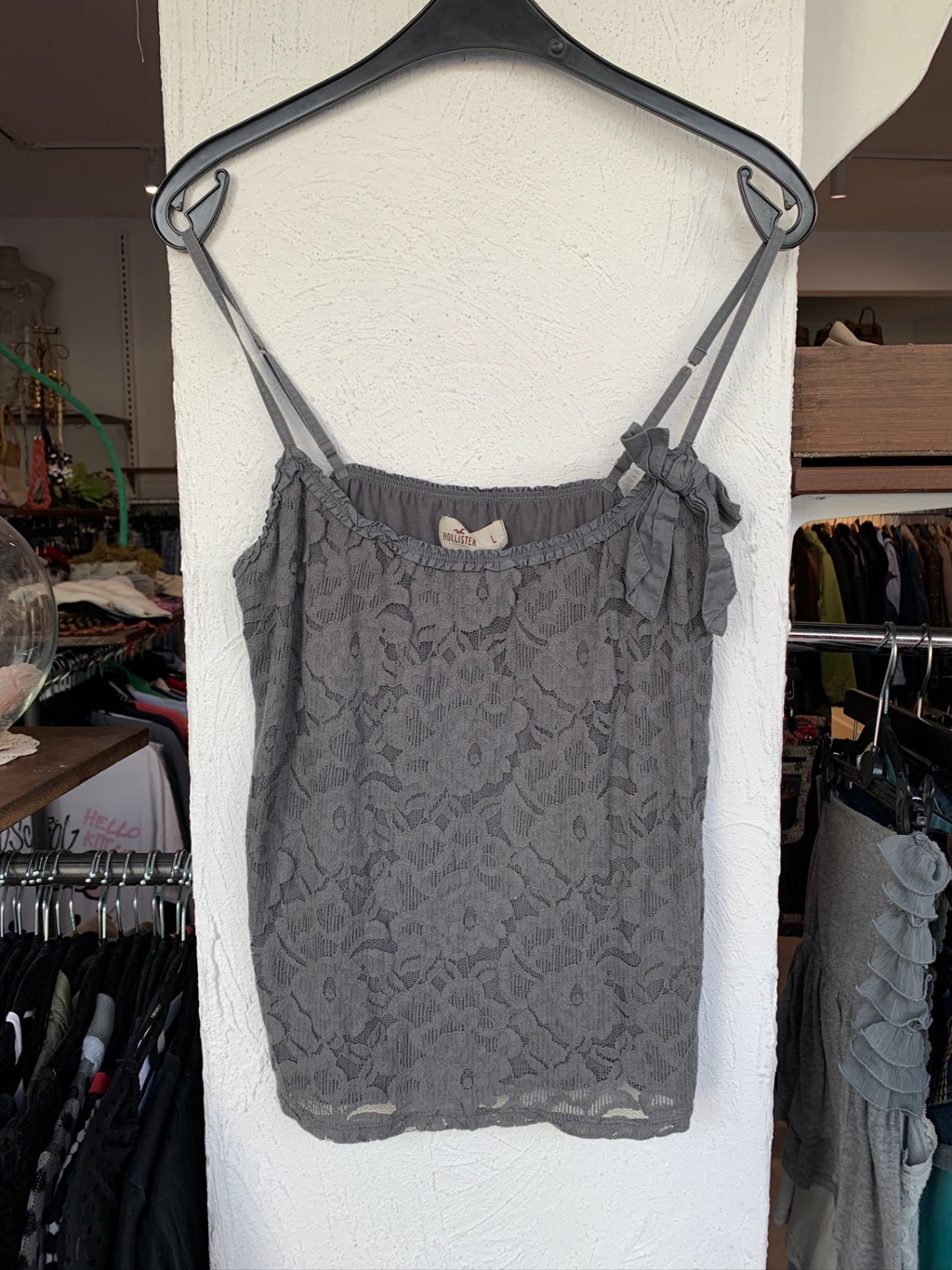 Hollister Top L Grau