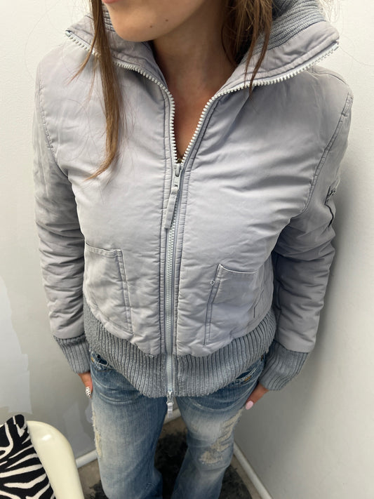 Jacke S Grau