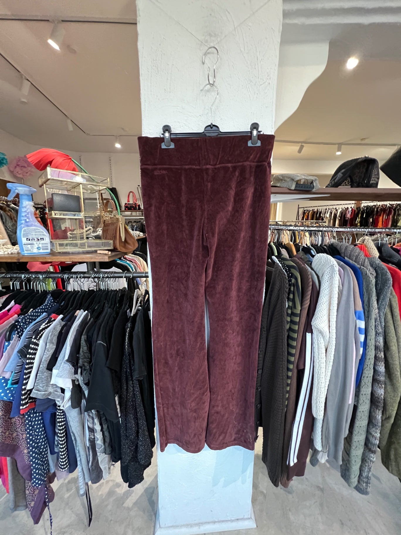 NICOWA Hose Burgunderrot