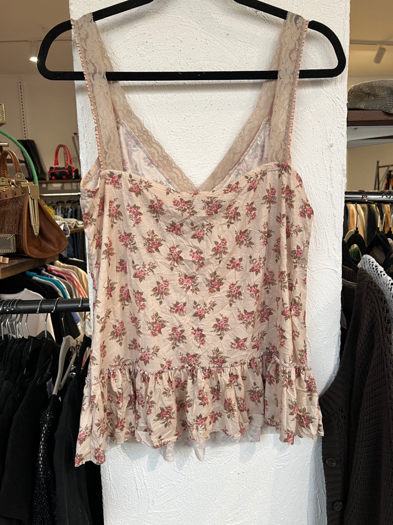 Top S Beige mit rosa und grünen Blumenmuster