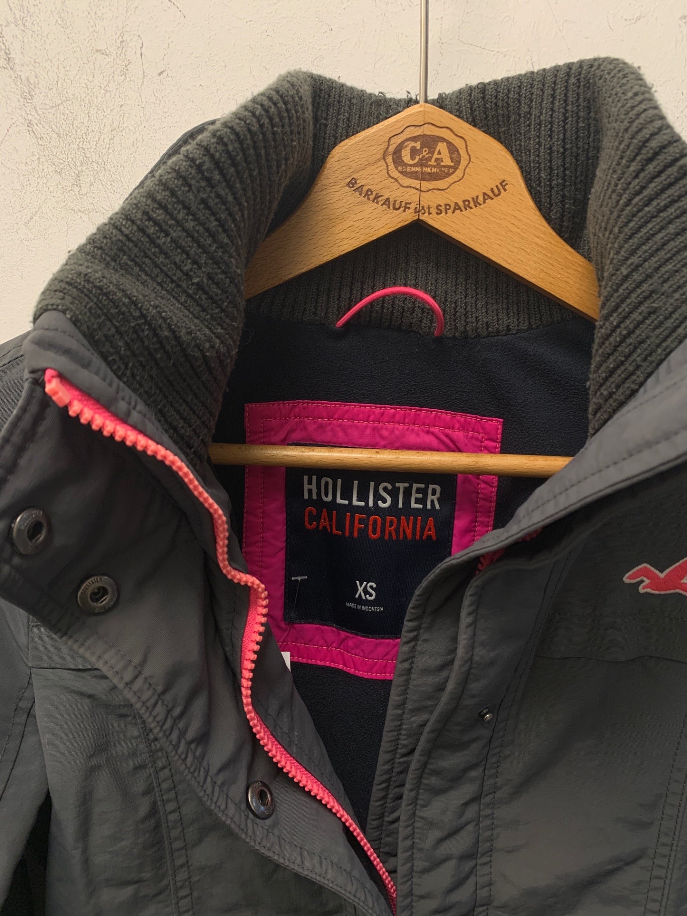 Hollister Jacke XS Grau Pink