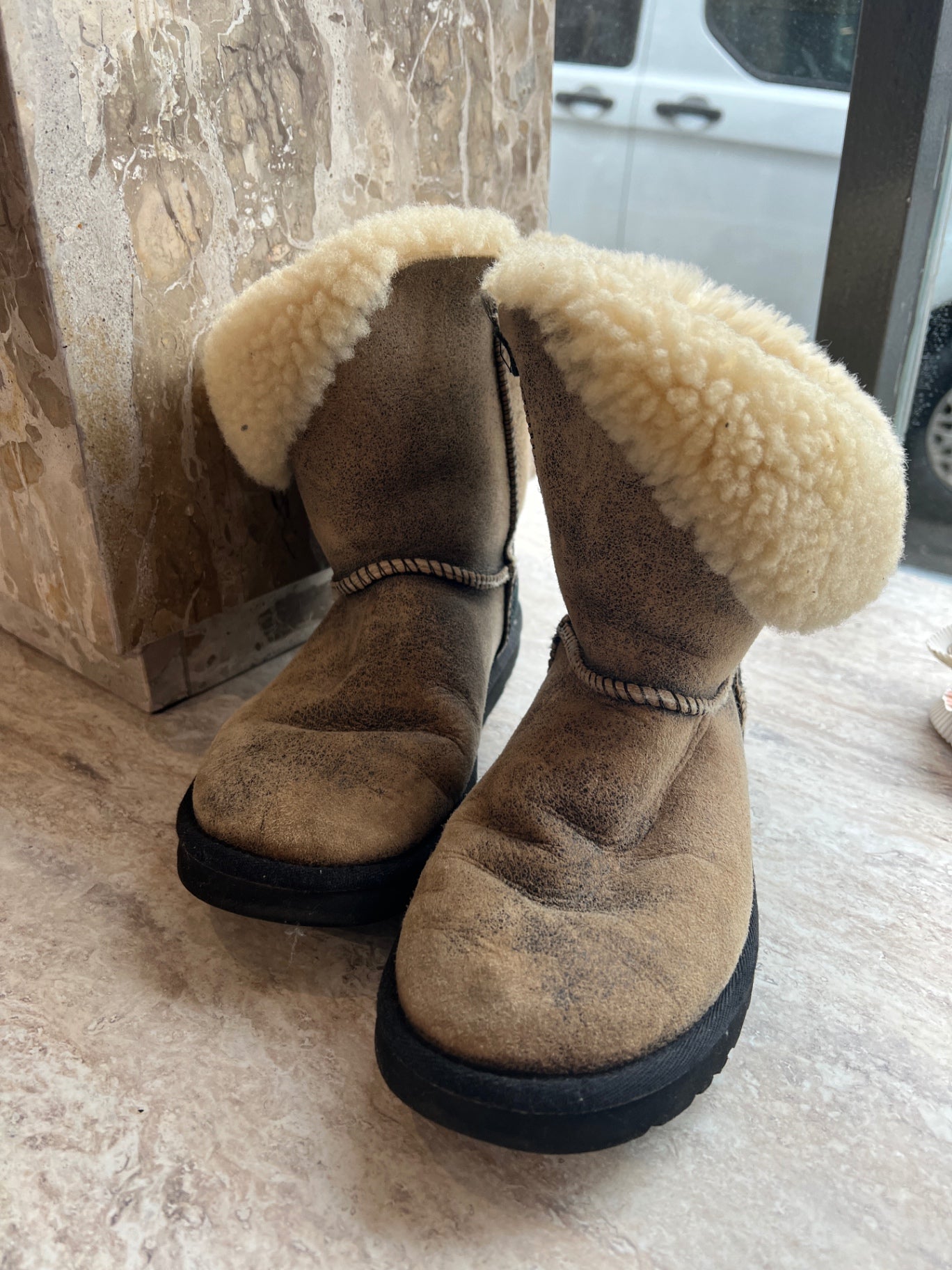 UGG Stiefel 38 Beige Schwarz