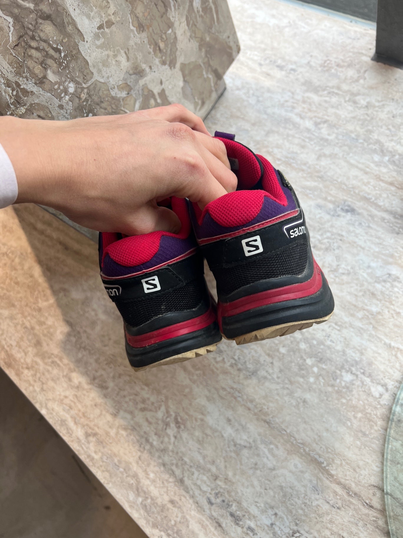 Salomon Sportschuhe 40 Lila, Schwarz, Rot