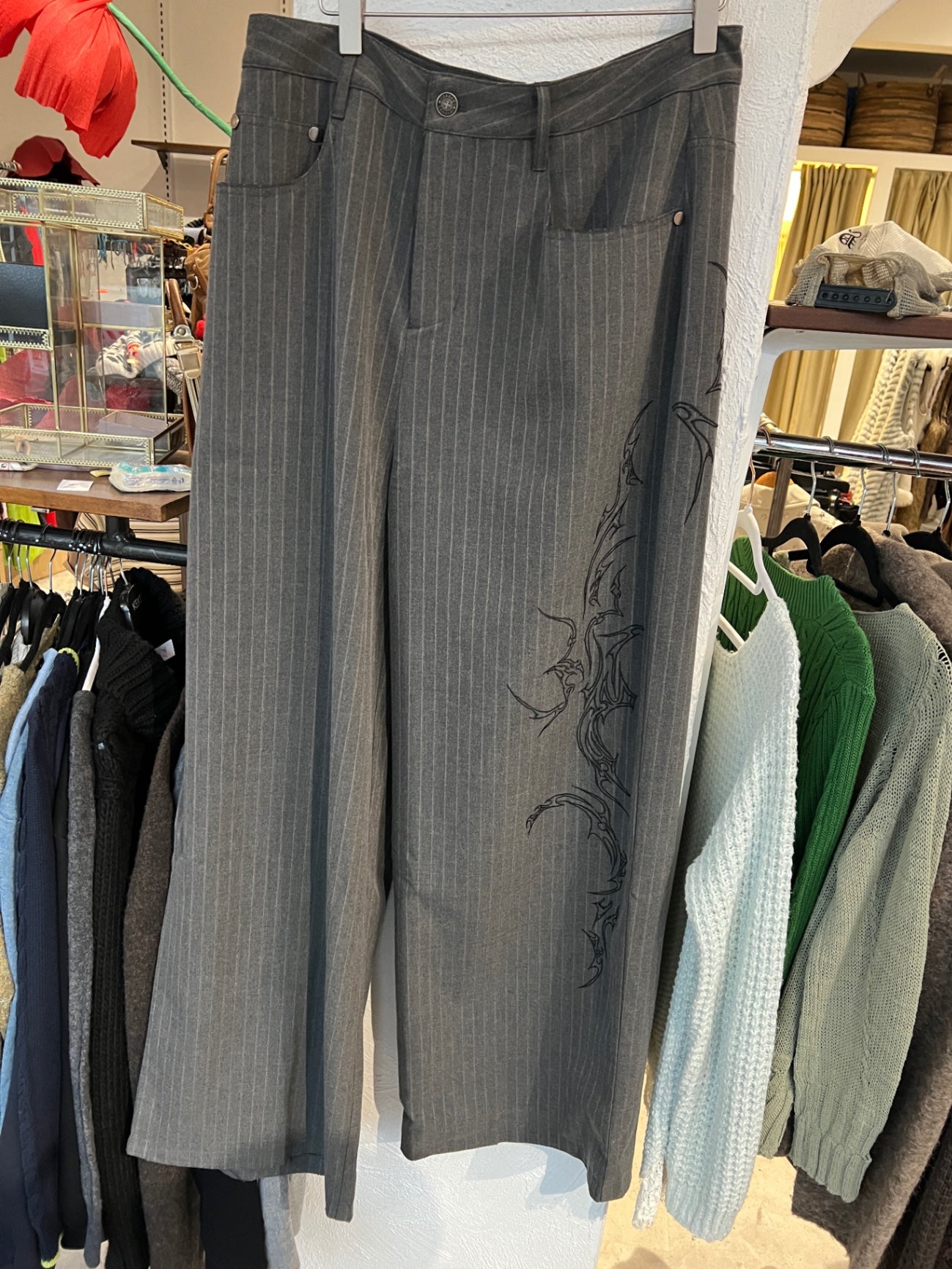 Jaded London Hose W30 Grau mit Nadelstreifen und Motiv