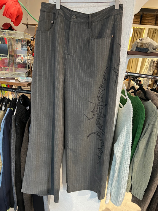 Jaded London Hose W30 Grau mit Nadelstreifen und Motiv