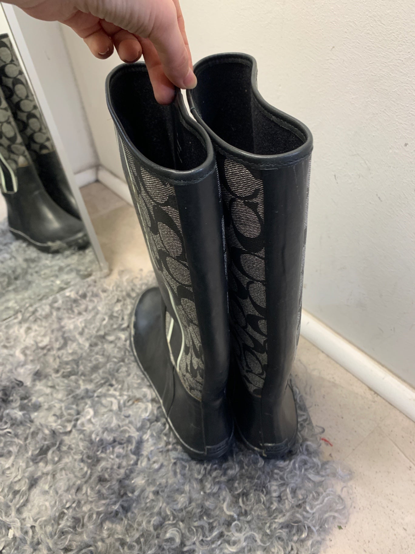 Coach Gummistiefel 39 Schwarz und Grau