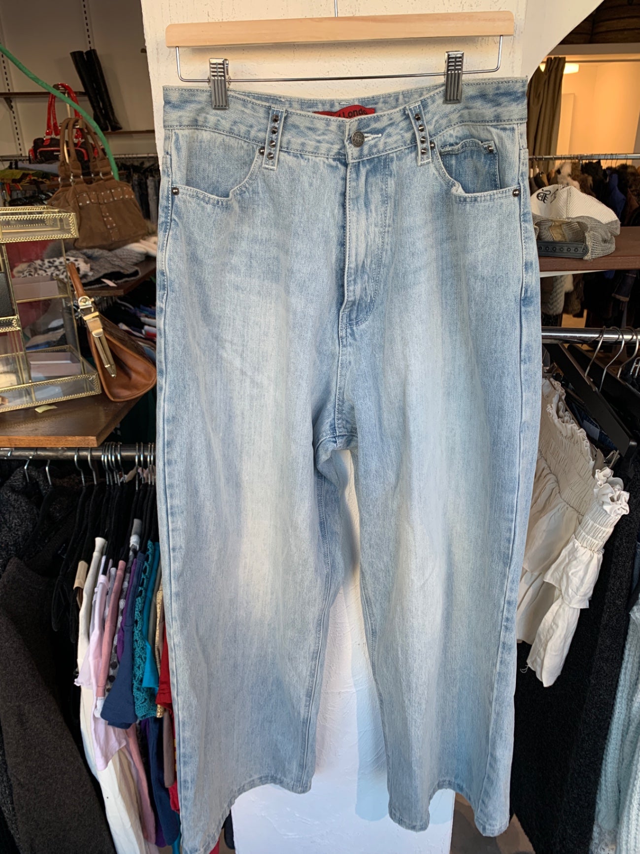 Jaded London Baggy Jeans W30 Hellblau mit Engelsflügeln und Nieten