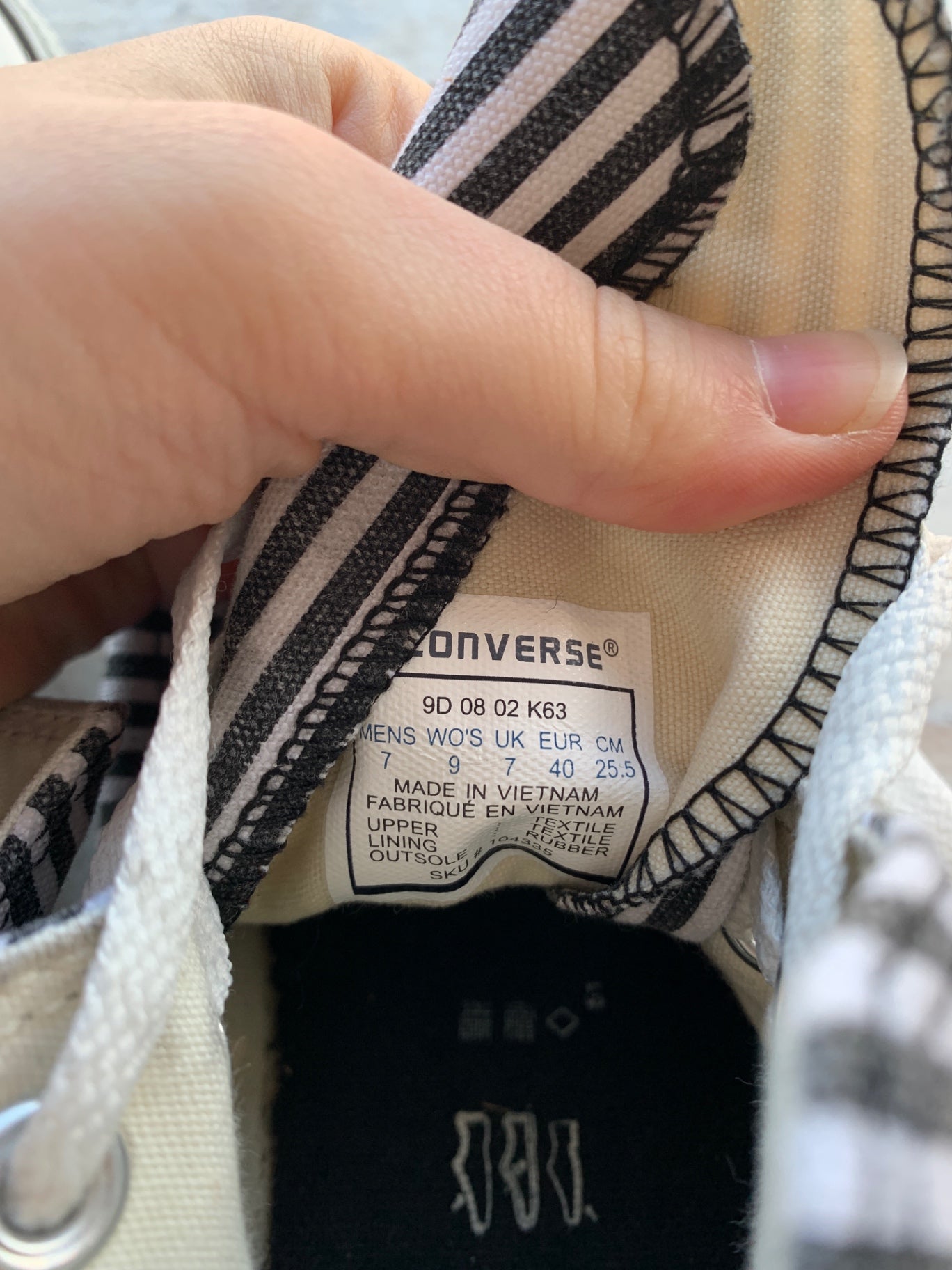 Converse Sneaker 40 Schwarz und Weiß Gestreift