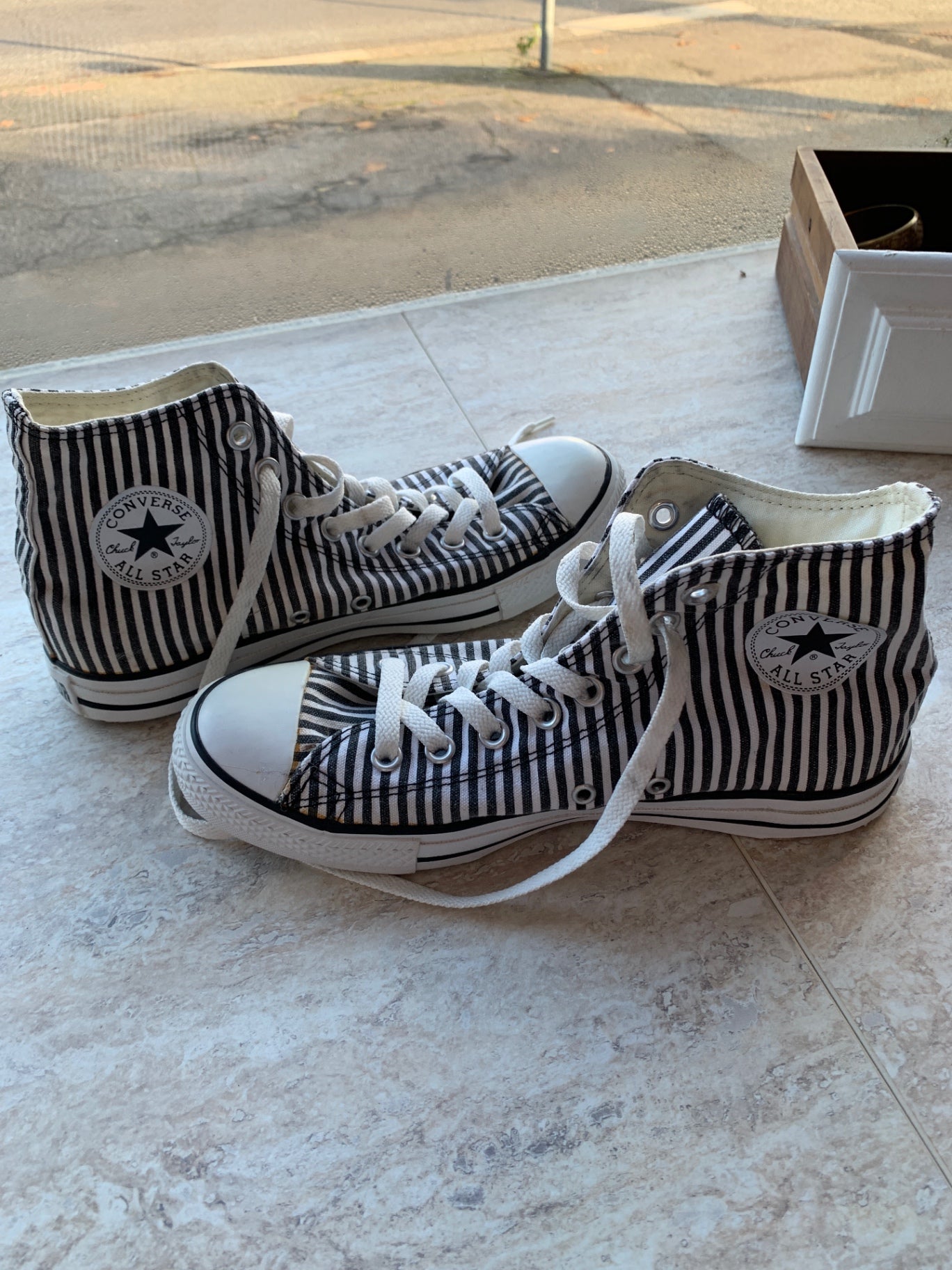 Converse Sneaker 40 Schwarz und Weiß Gestreift