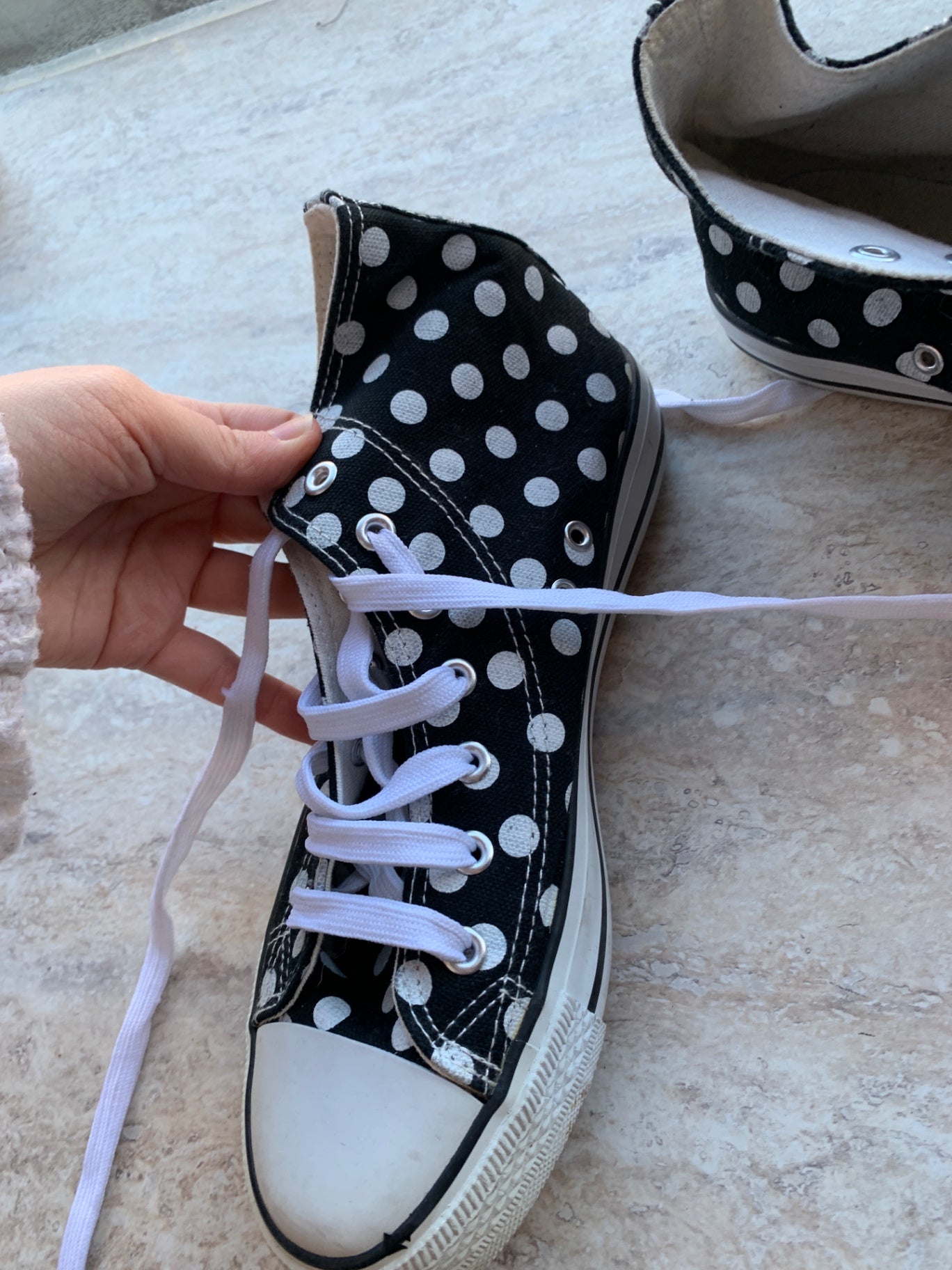 SPORT Sneaker 39 Schwarz und Weiß Polka Dot