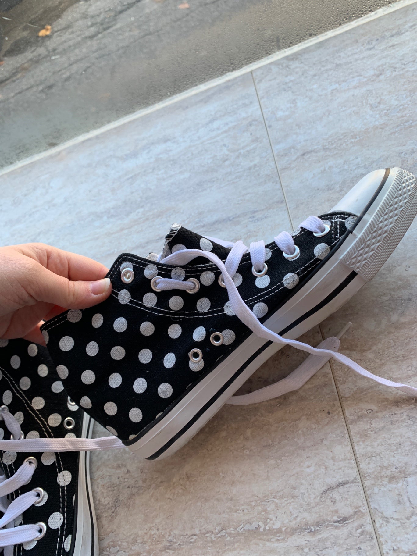 SPORT Sneaker 39 Schwarz und Weiß Polka Dot