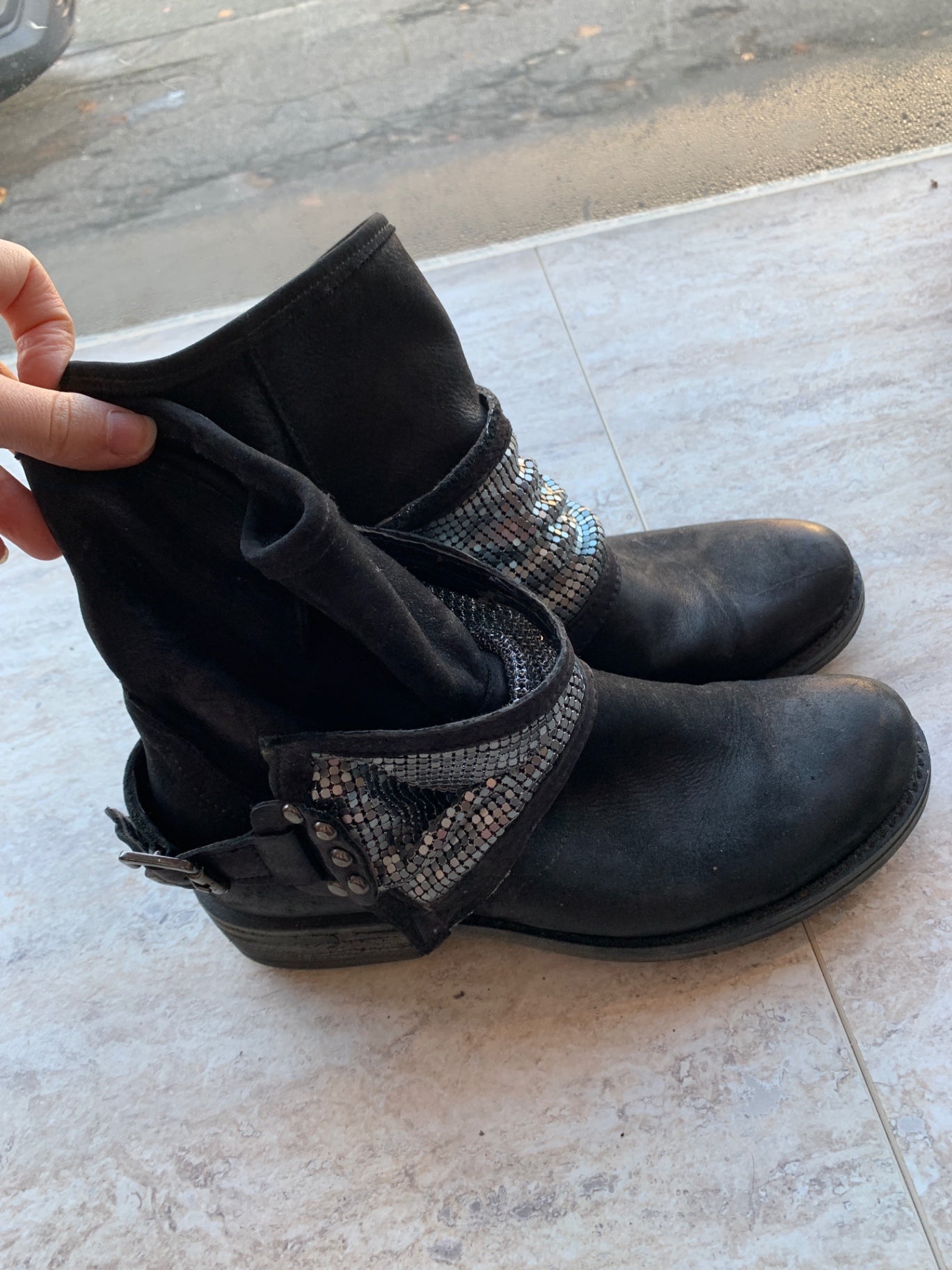 Isabel Stiefel 37 Schwarz und Silber