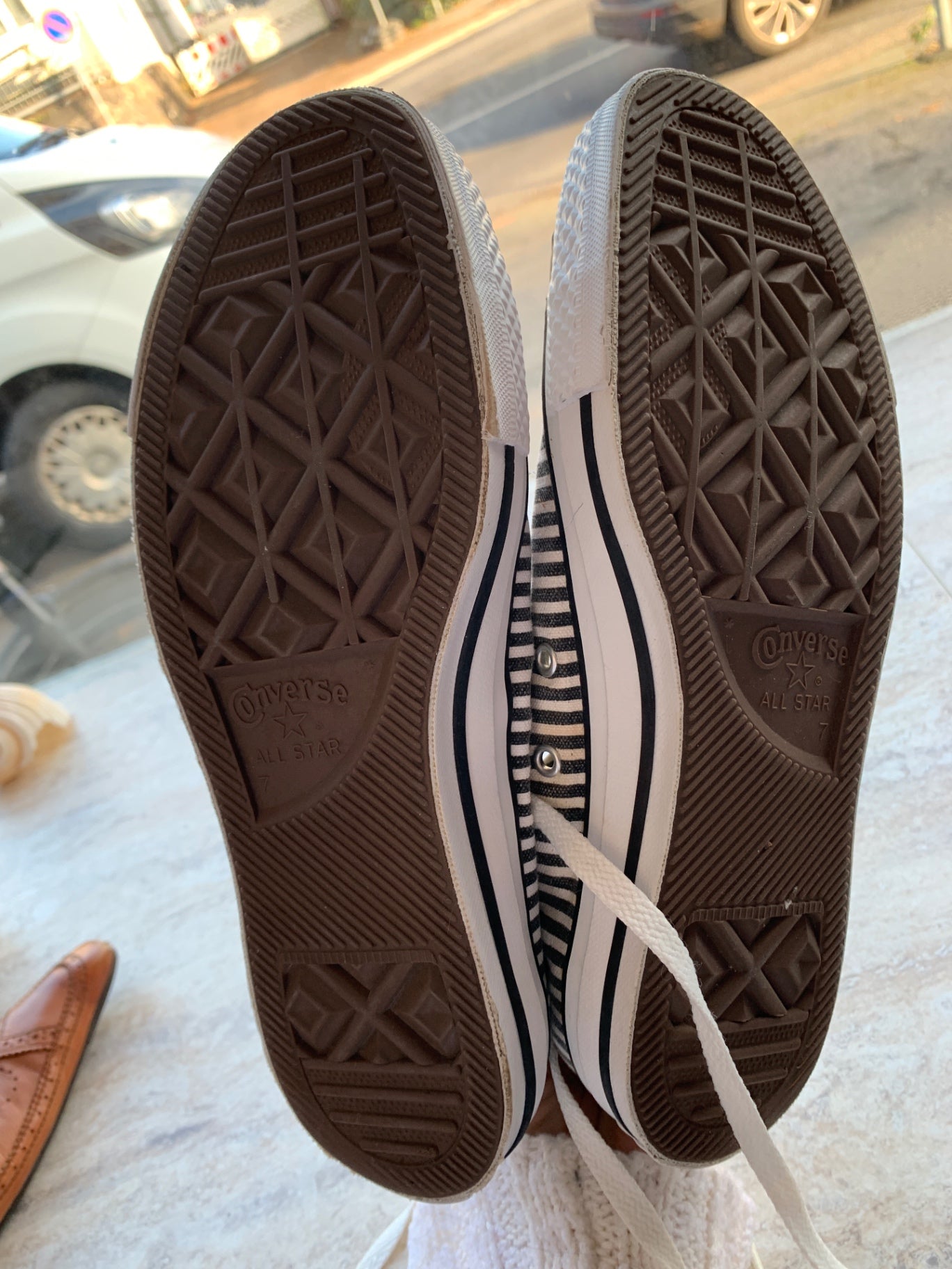 Converse Sneaker 40 Schwarz und Weiß Gestreift