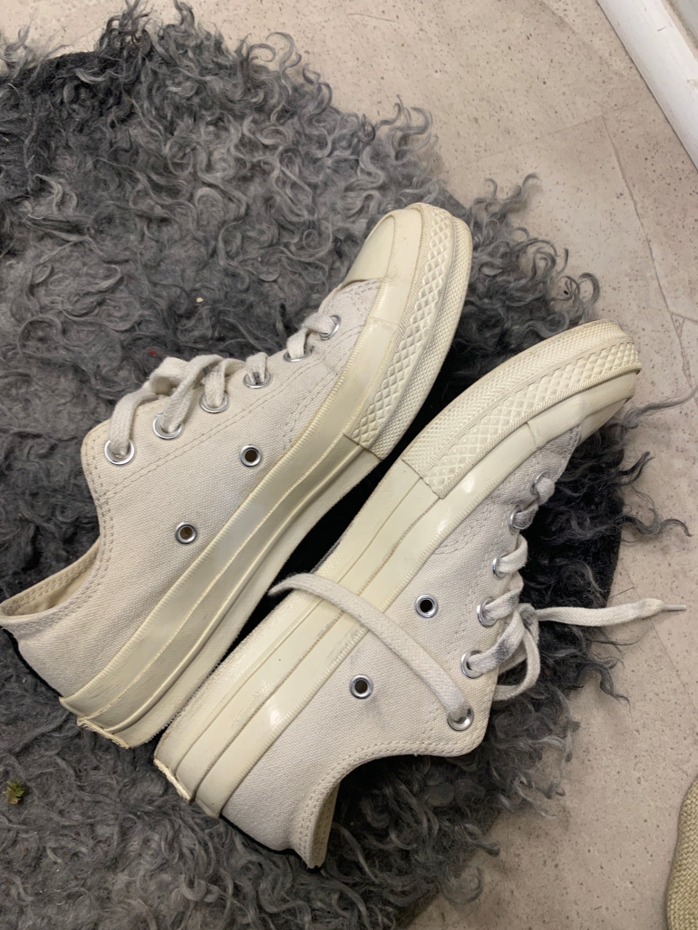 Comme des Garçons Play Converse Sneaker 37,5 Beige/Creme Rot