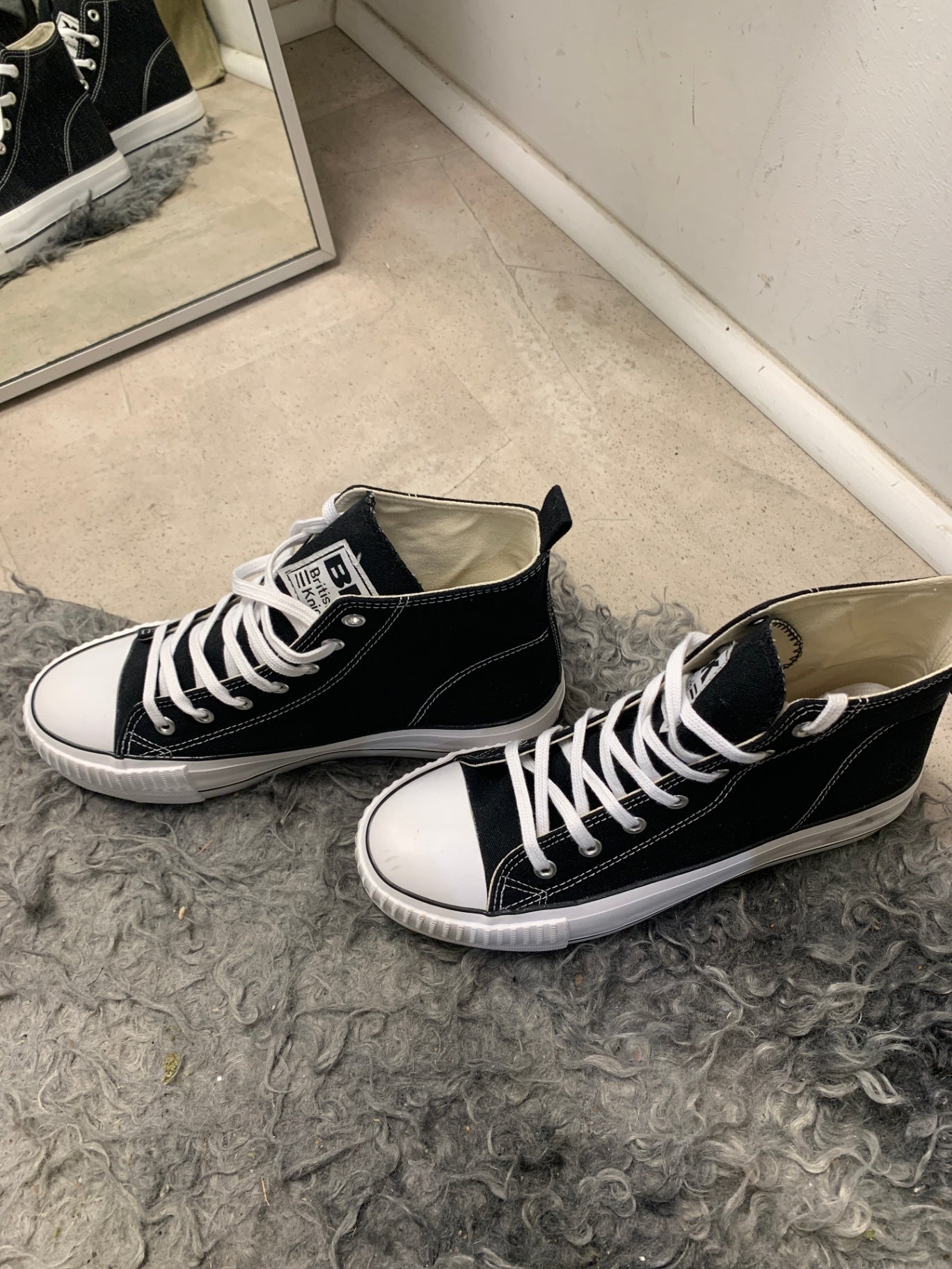 BK Sneaker mit Plateau 40 Schwarz und Weiß