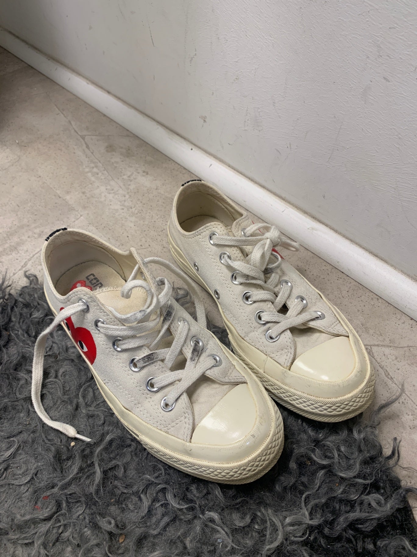 Comme des Garçons Play Converse Sneaker 37,5 Beige/Creme Rot