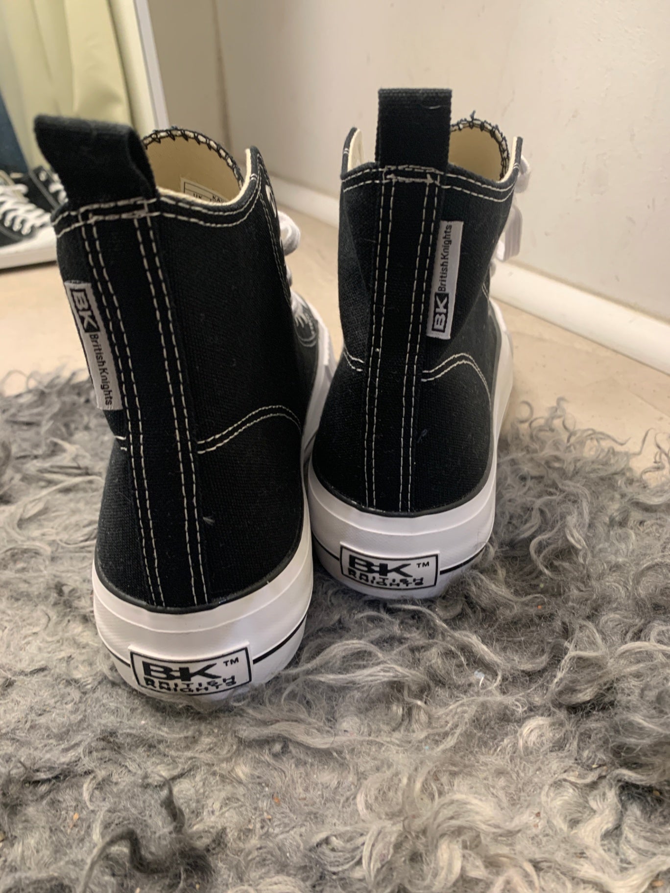 BK Sneaker mit Plateau 40 Schwarz und Weiß