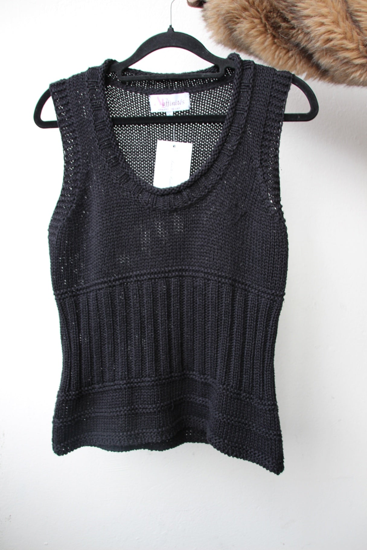 Ärmelloses Oberteil M Schwarz