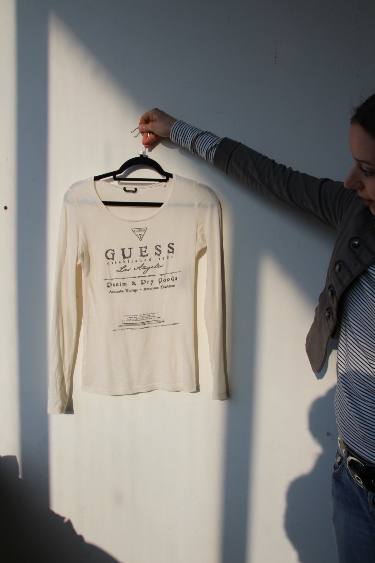 GUESS Langarmshirt S Cremeweiß