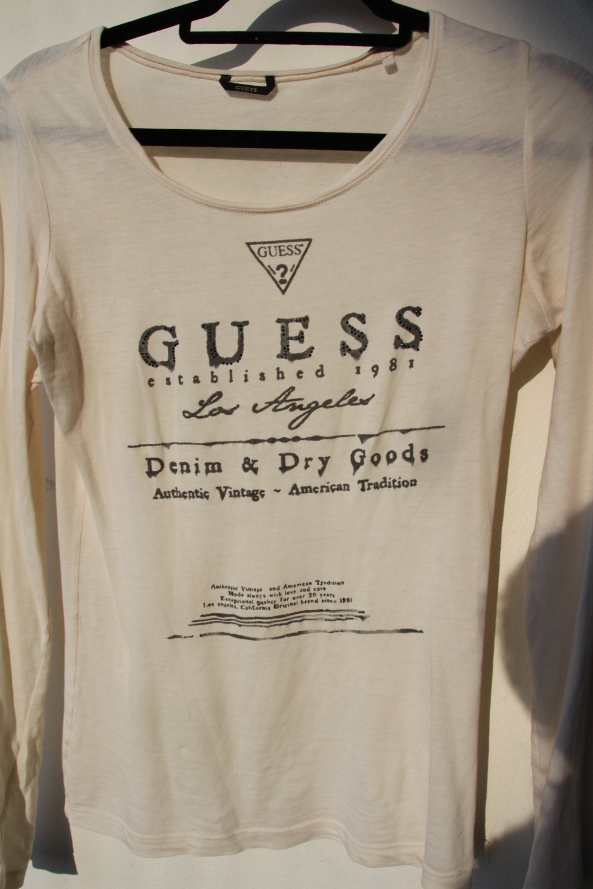 GUESS Langarmshirt S Cremeweiß