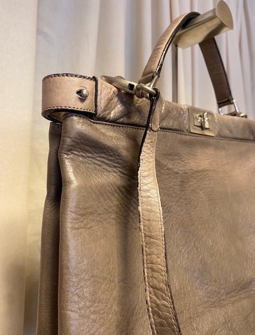 Handtasche Groß Grau/Bronze