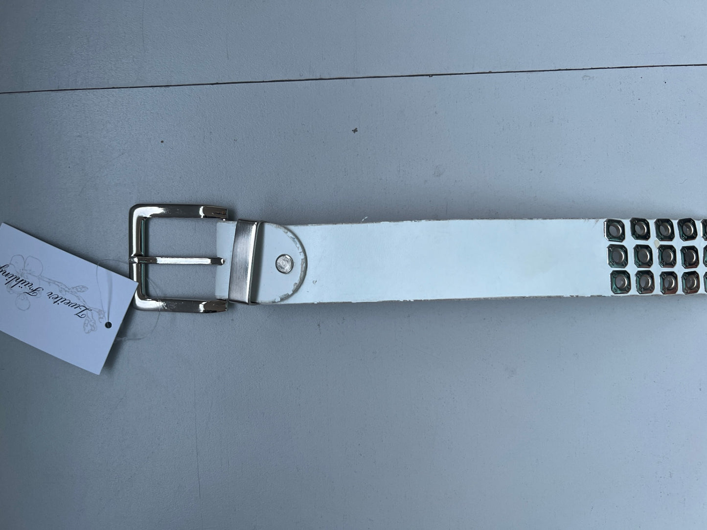 Gürtel Weiß Silber Nieten