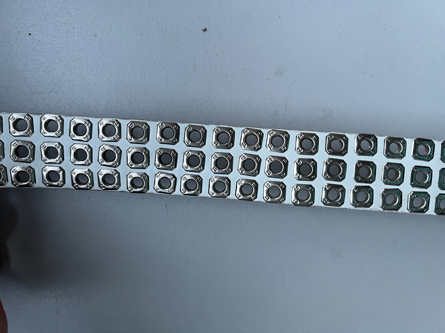 Gürtel Weiß Silber Nieten
