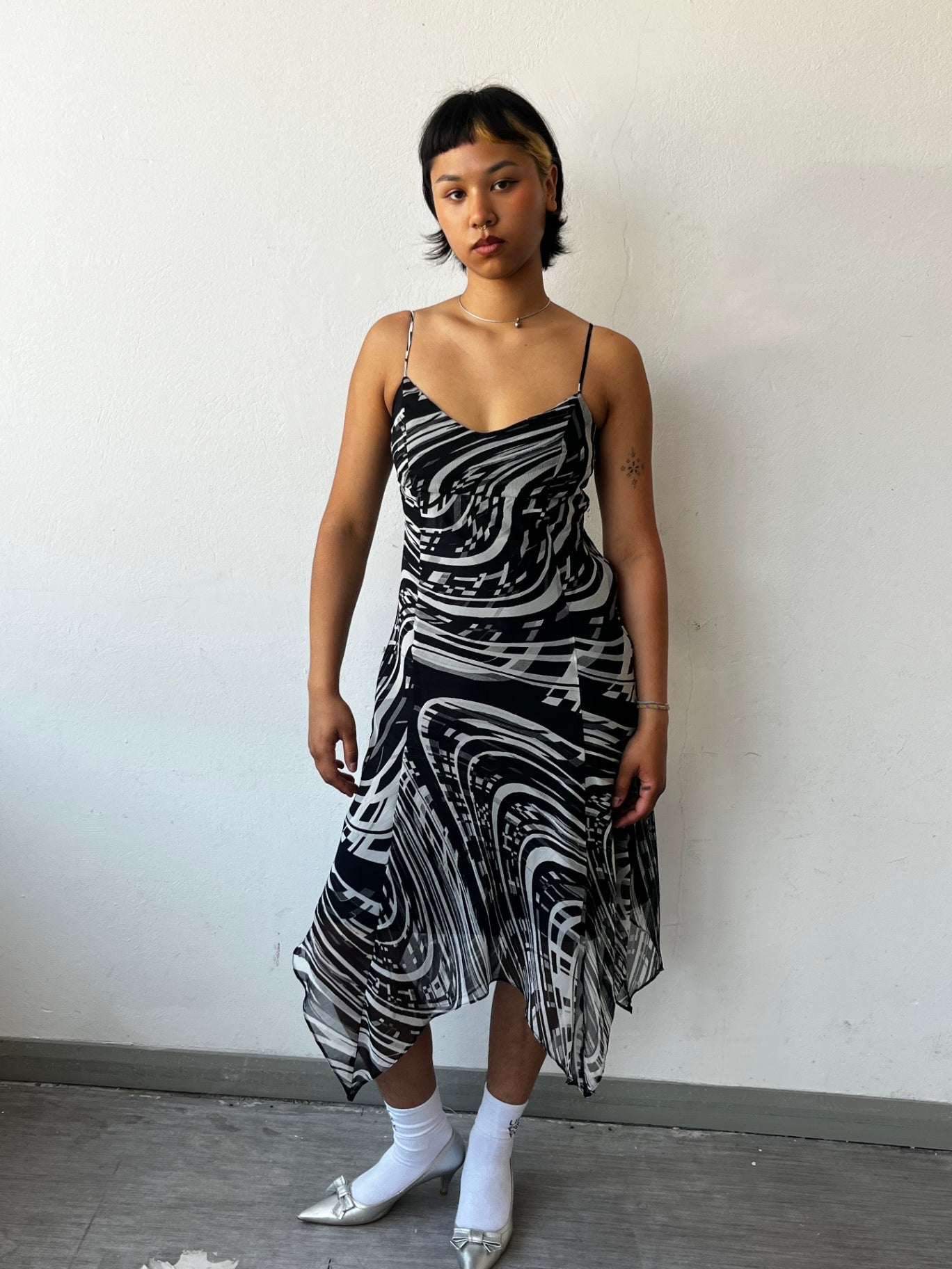 Kleid Schwarz, Weiß