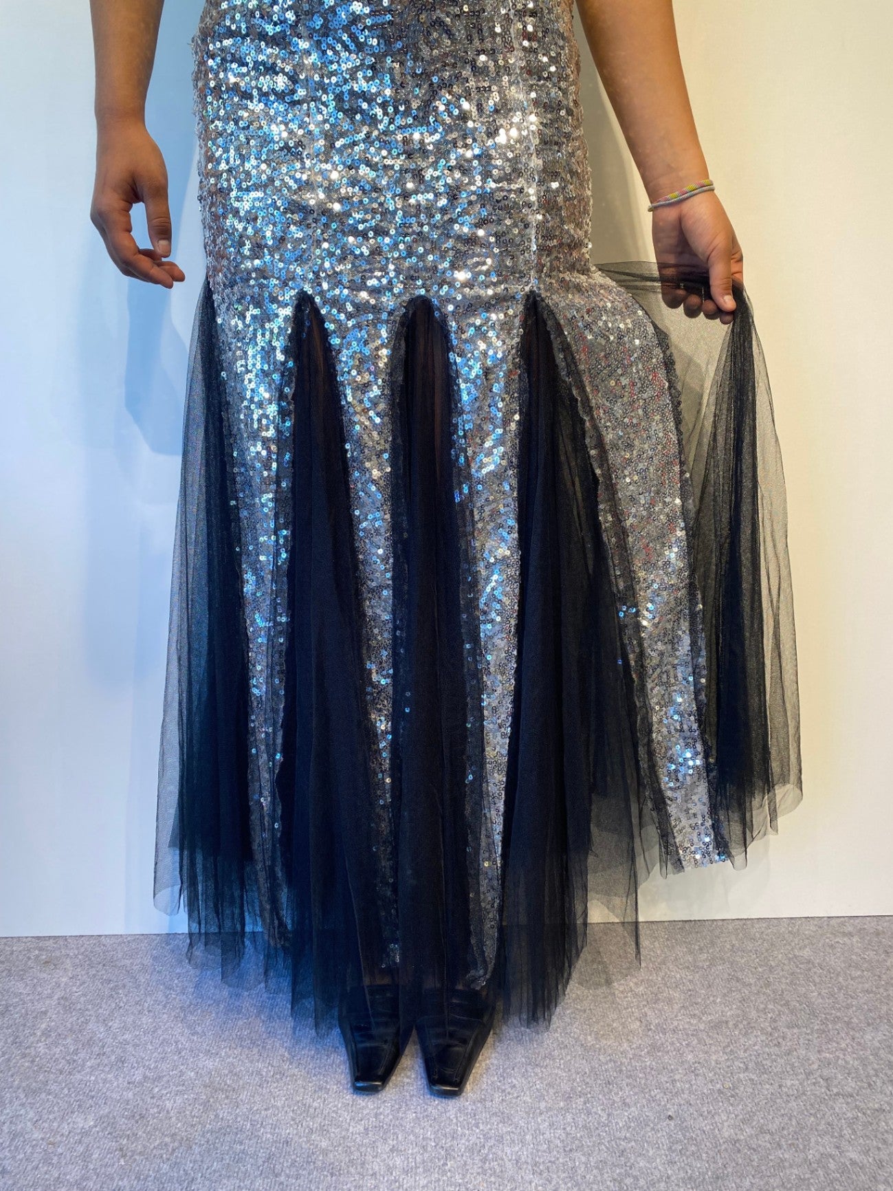 Abendkleid mit Pailletten M Silber Schwarz